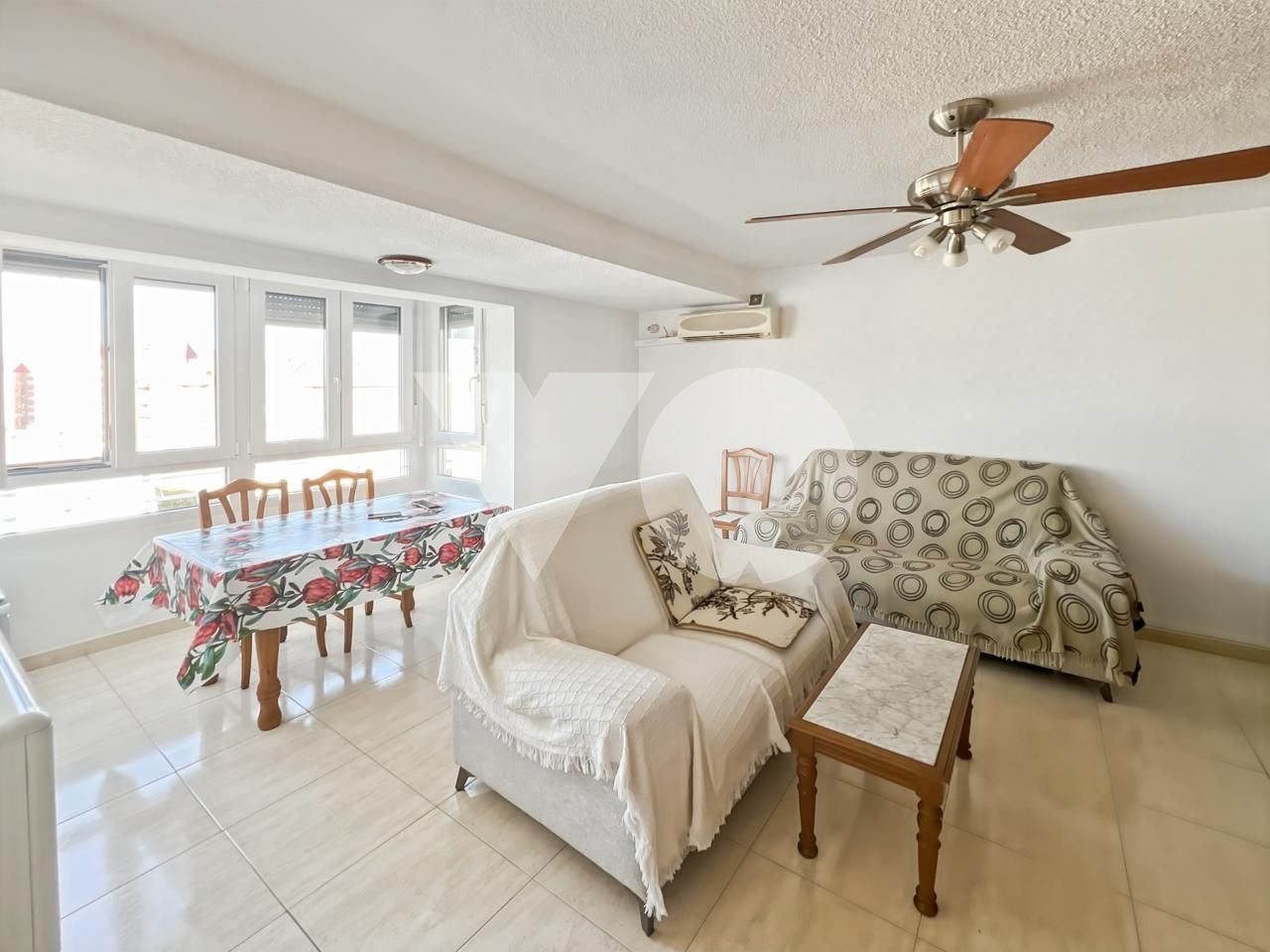 Sala d'estar de Pis en venda en Torrejón de Ardoz amb Aire condicionat i Calefacció