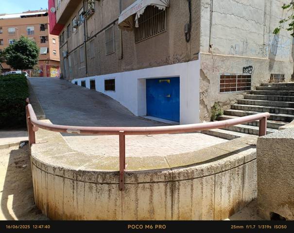 Local comercial en Venta en Altozano - Conde Lumiares