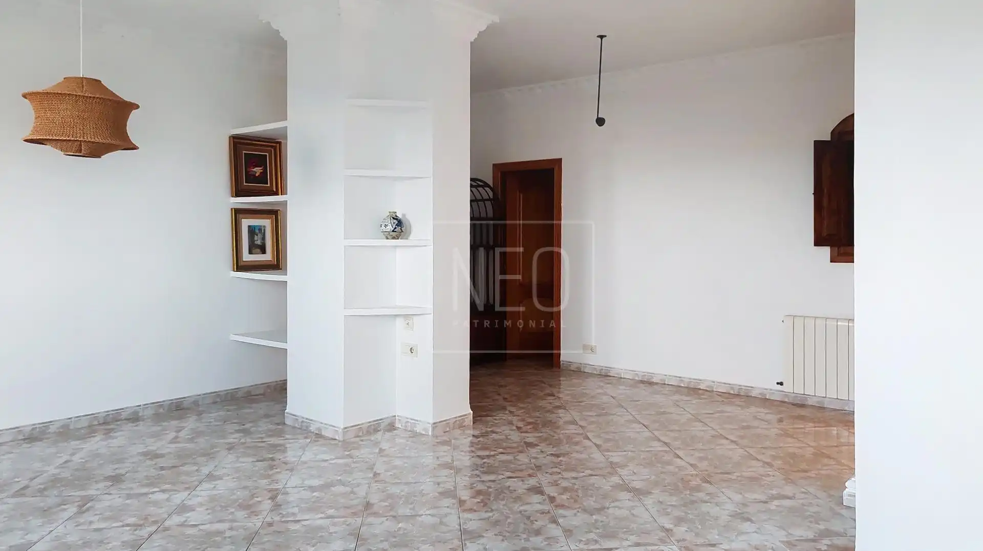 Planta baja en venta en Valencia con Jardín privado y Piscina comunitaria