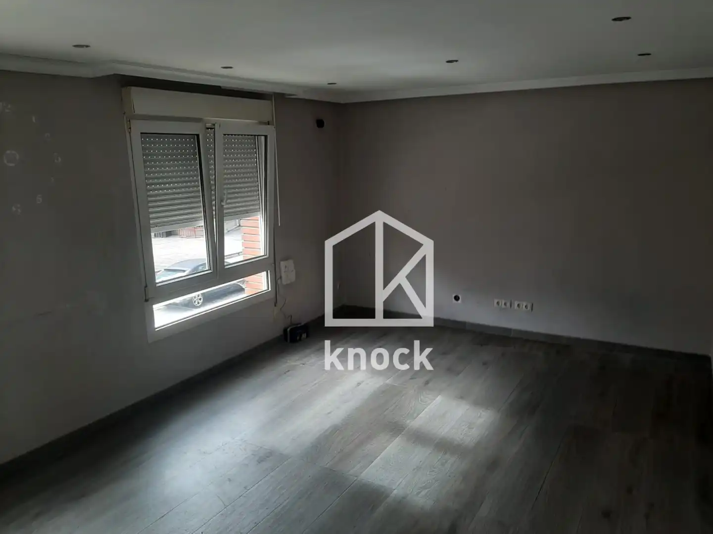 Wohnzimmer von Wohnung zum Verkauf in Lena mit Heizung und Abstellraum