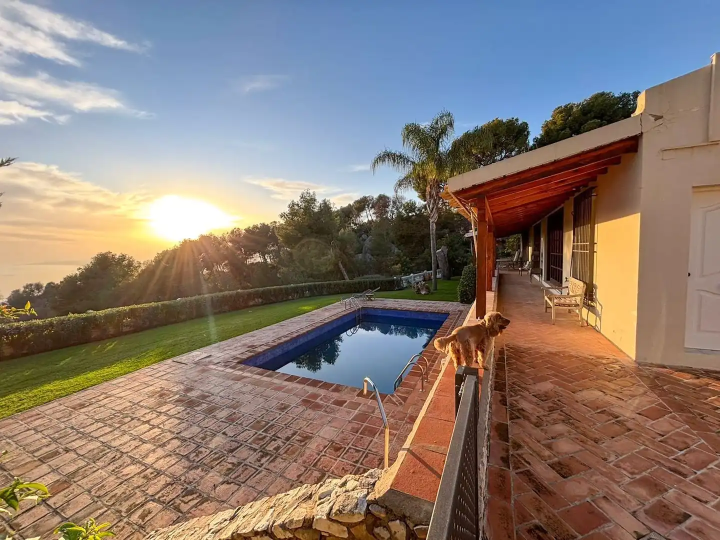 Villa mit Pool zum Verkauf in Calle Palmeras