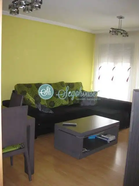 Appartamento con terrazza in vendita a Torrecaballeros, imagen 6