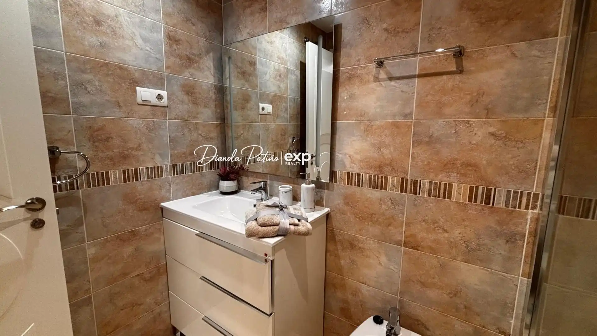 Bany de Apartament en venda en Oropesa del Mar / Orpesa amb Aire condicionat, Jardí privat i Terrassa