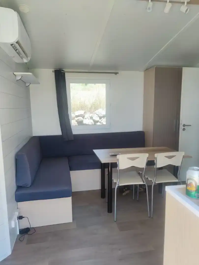 Sala d'estar de Finca rústica en venda en Guijo de Santa Bárbara amb Aire condicionat, Jardí privat i Parquet