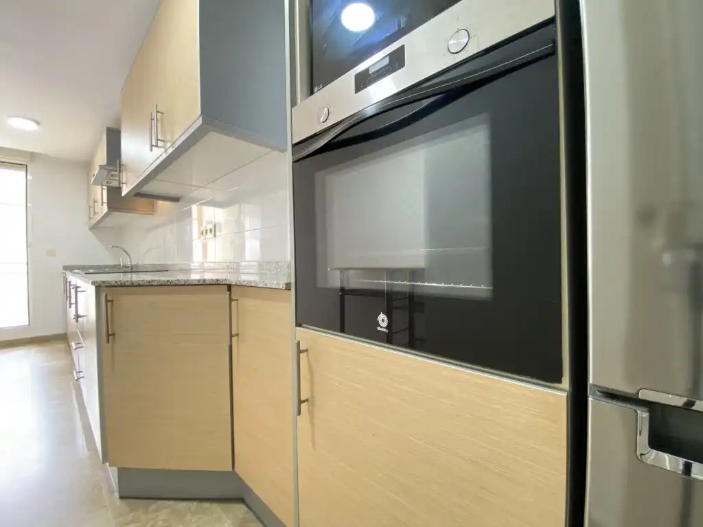 Piso en venta en Calle Sant Bertomeu, Avenida Alemania-Italia