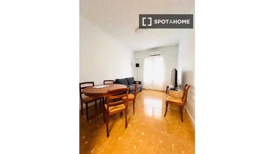 Exterior view of Flat for share in Sur