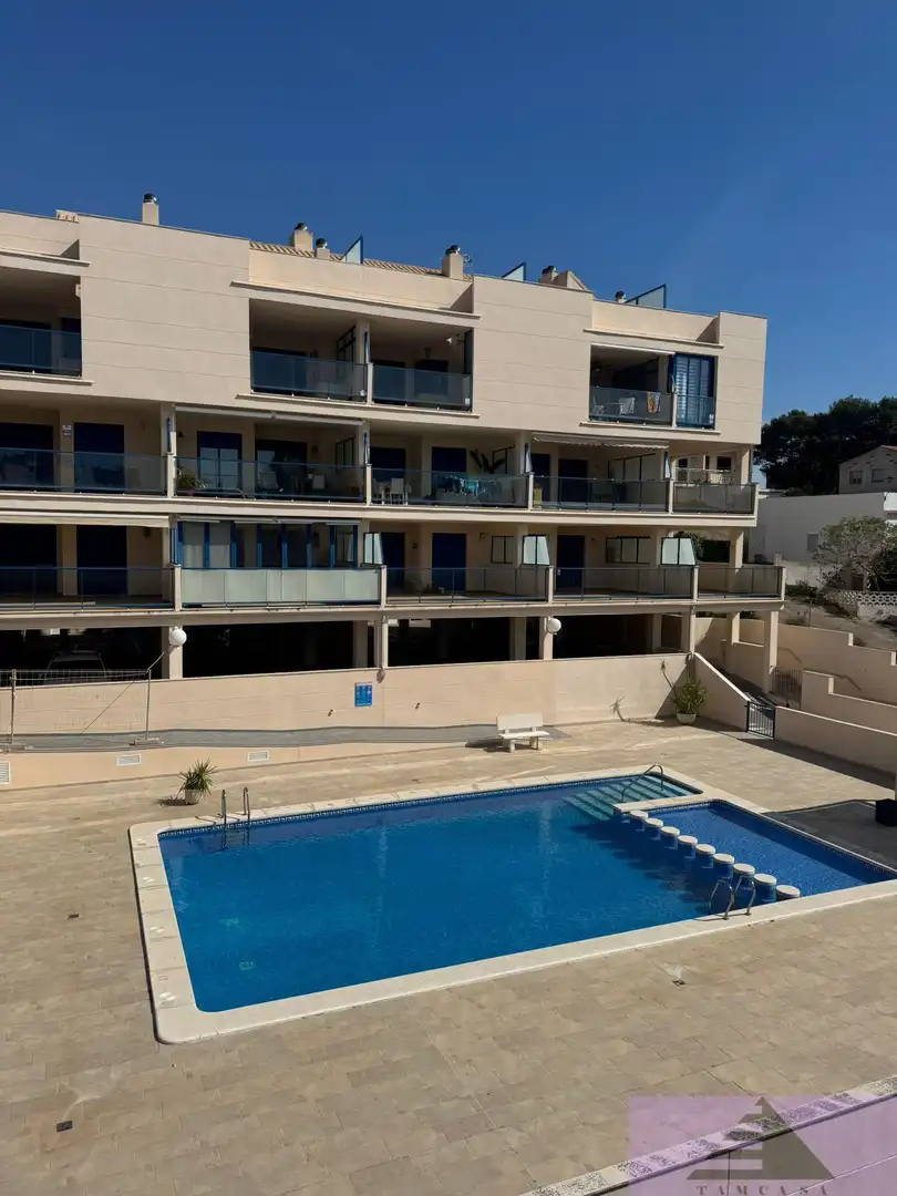 Vista exterior de Apartamento de alquiler en Oropesa del Mar / Orpesa con Aire acondicionado, Calefacción y Terraza