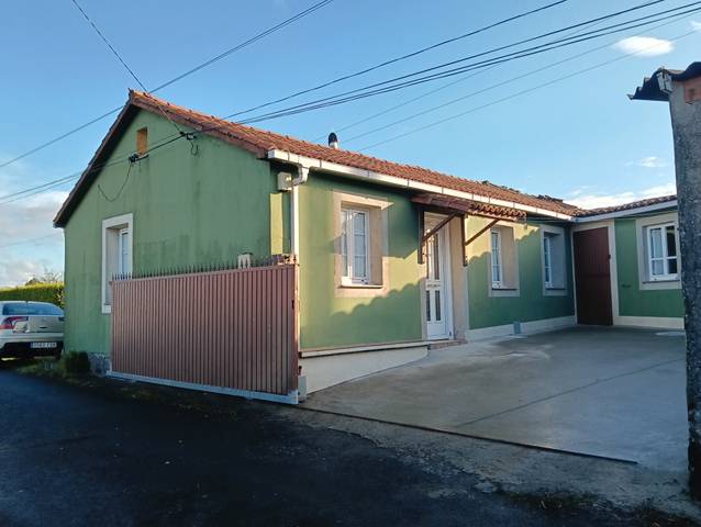 Casa-chalet en Venta en Vilasantar