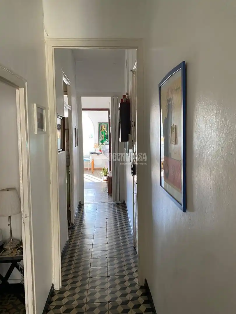 Flat for sale in Barcelona  with Air Conditioner