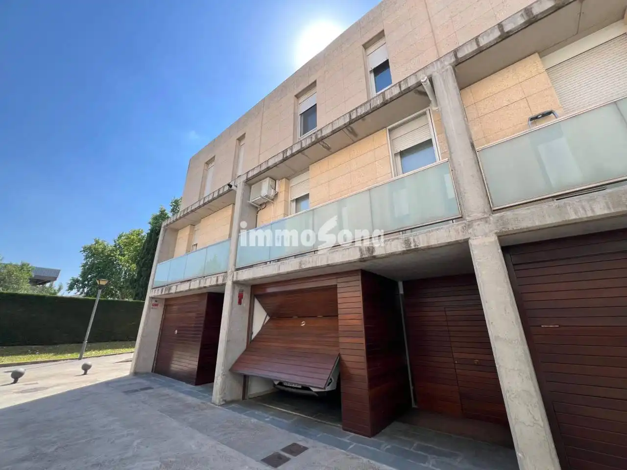 Vista exterior de Casa o xalet en venda en Tona amb Aire condicionat, Calefacció i Terrassa