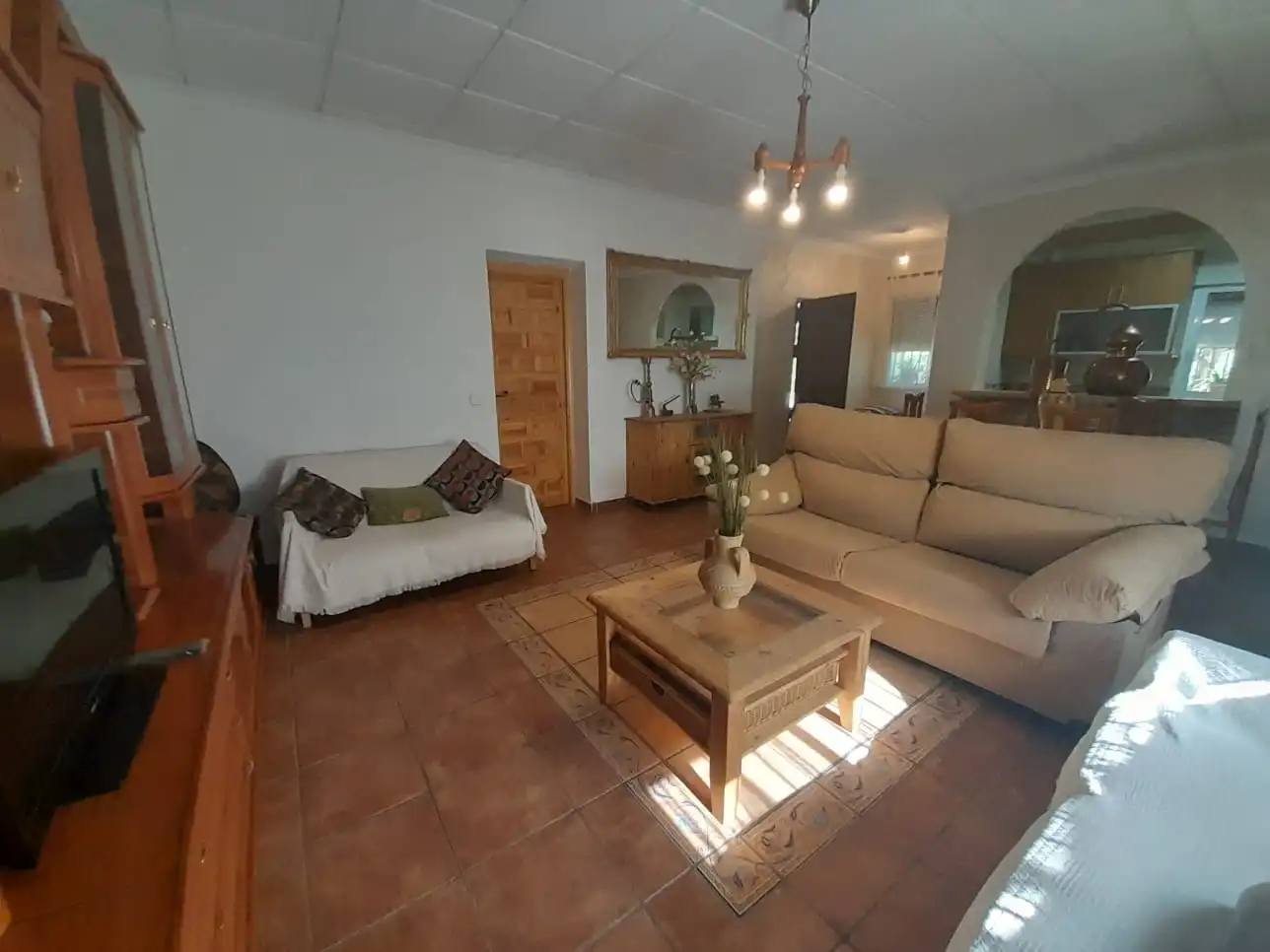 Sala de estar de Finca rústica en venta en Almodóvar del Campo con Trastero, Piscina y Amueblado