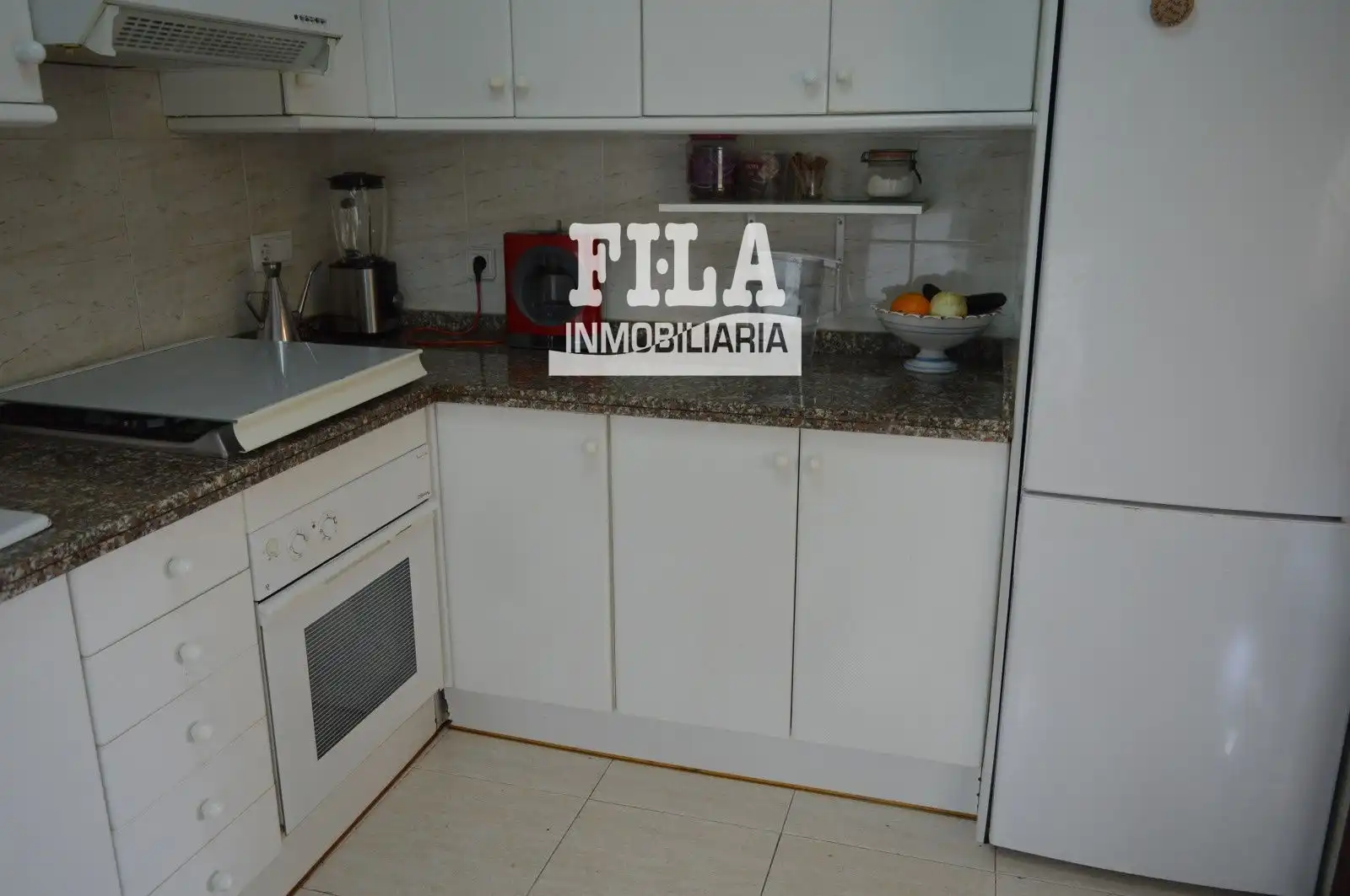 Cuina de Casa o xalet en venda en Calafell amb Calefacció, Terrassa i Traster