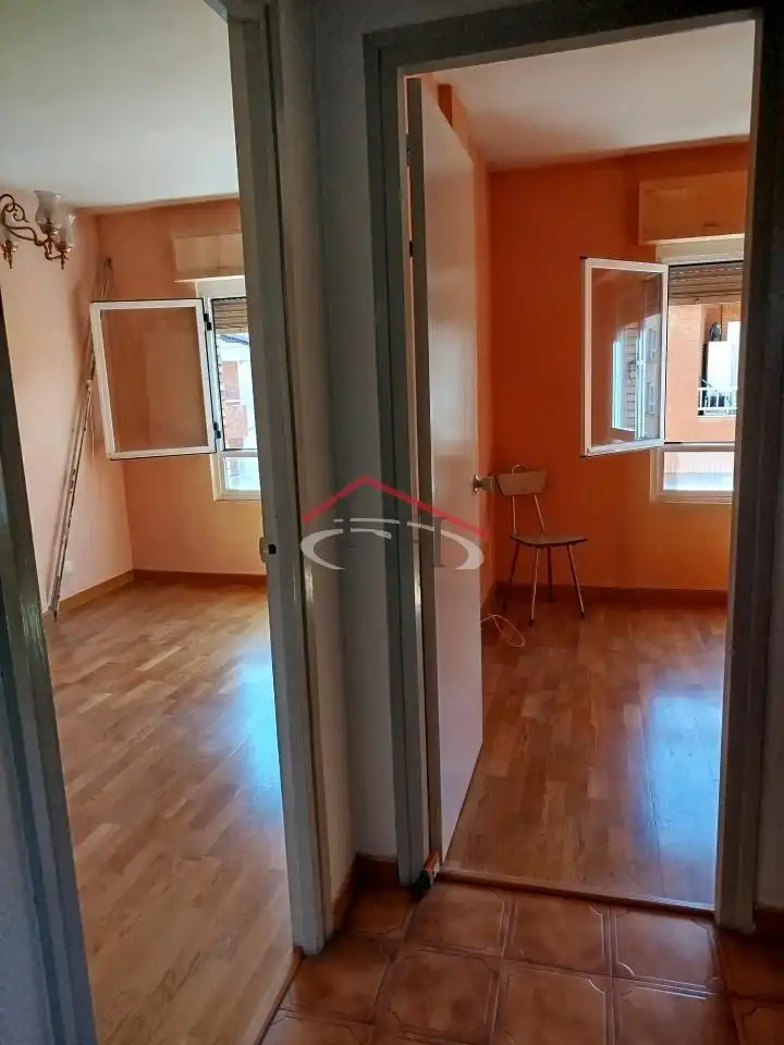 Piso en venta en León Capital  con Calefacción, Terraza y Trastero