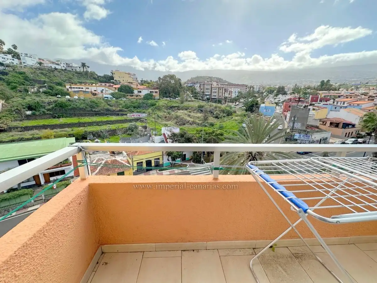 Vista exterior de Piso en venta en Puerto de la Cruz con Amueblado y Balcón