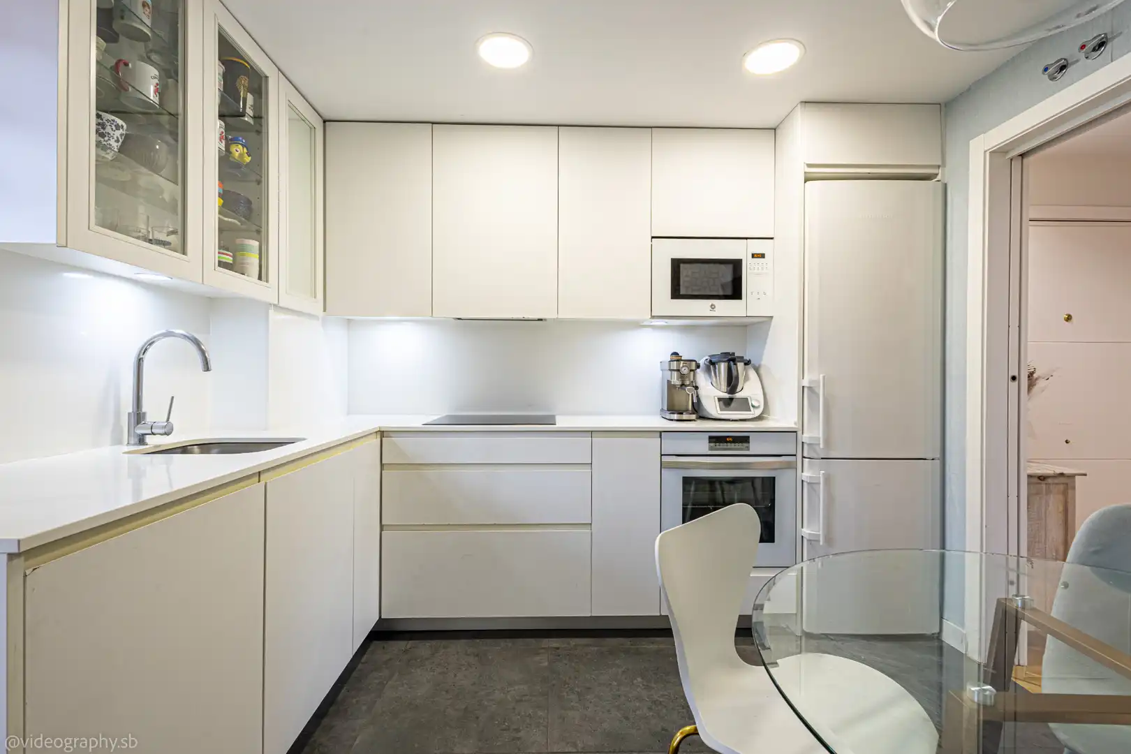 Kitchen of Flat for sale in Las Rozas de Madrid  with Air Conditioner, Heating and Terrace