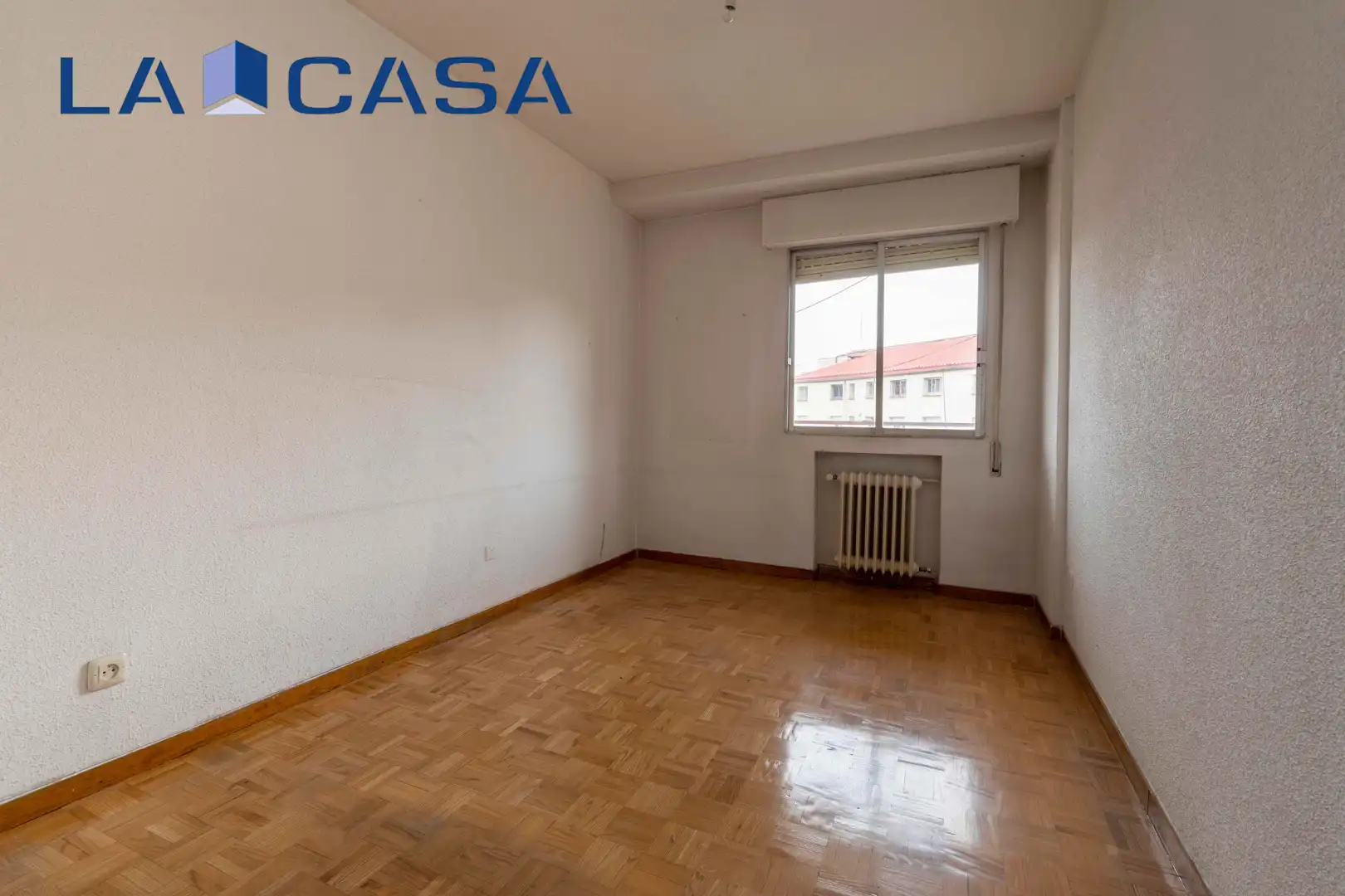 Habitación de Piso en venta en Madrid con Calefacción y Terraza