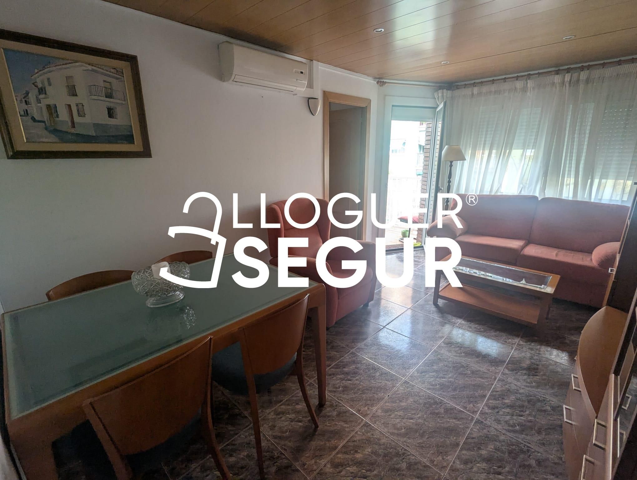 Sala d'estar de Pis de lloguer en  Barcelona Capital amb Aire condicionat, Calefacció i Moblat