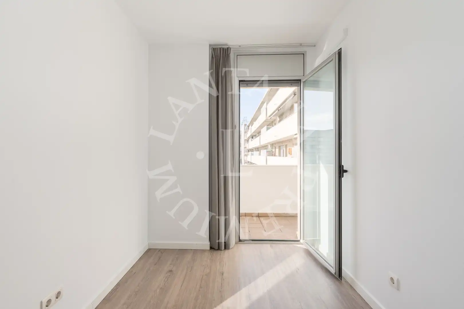 Terrassa de Pis en venda en Barcelona amb Aire condicionat i Terrassa