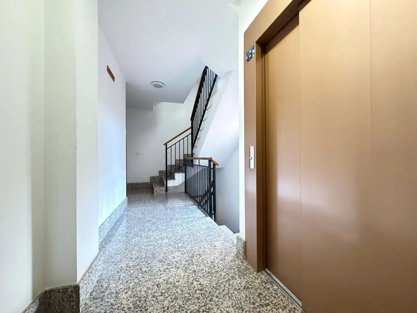 Flat for sale in Abarán  with Air Conditioner and Terrace
