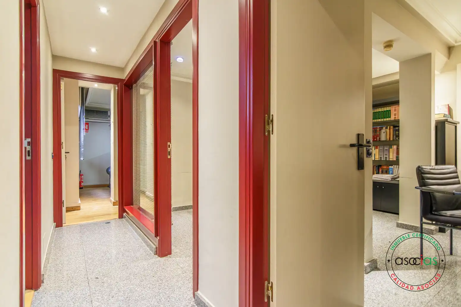 Piso en venta en Oviedo  con Calefacción, Parquet y Trastero