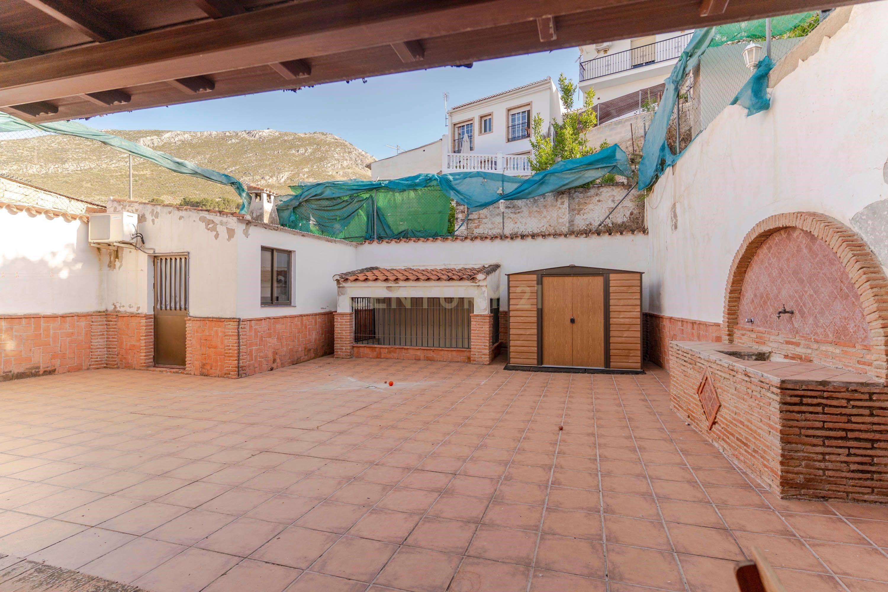 Exterior view of Flat for sale in Loja  with Air Conditioner, Heating and Terrace
