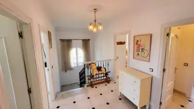Chalet con piscina en venta en Elviria - Cabopino, imagen 17
