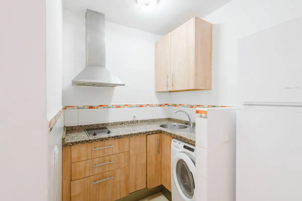 Cocina de Planta baja en venta en Málaga con Calefacción