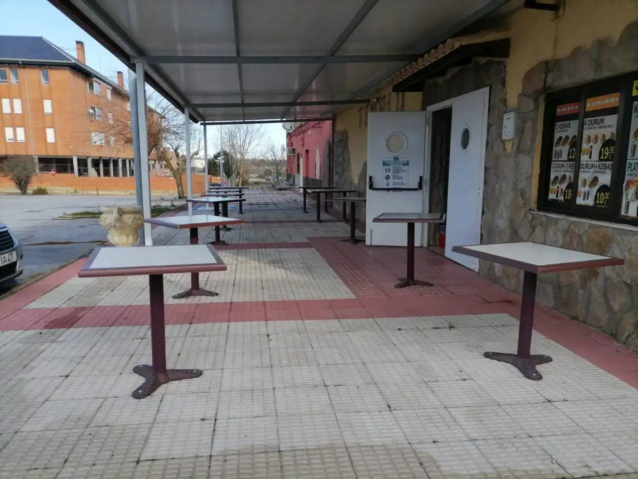 Terrassa de Local en venda en Fuentes de Oñoro amb Aire condicionat
