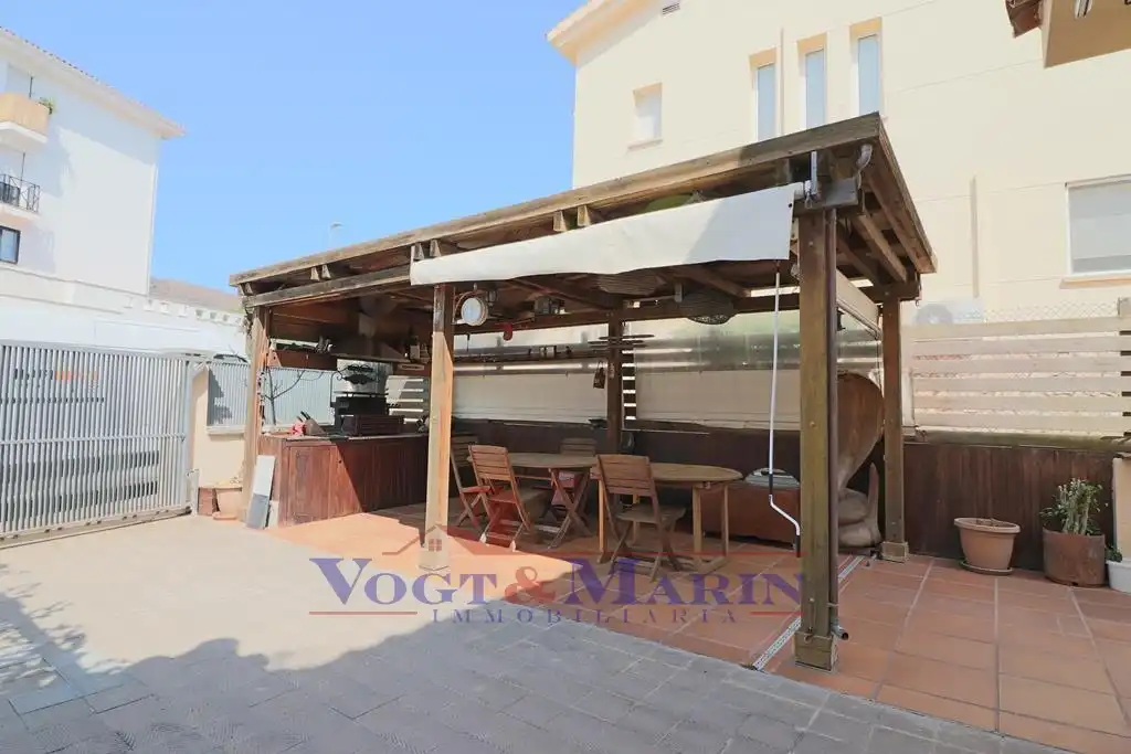 Doppelhaushälfte mit Terrasse zum Verkauf in Carrer de Pere III, imagen 4