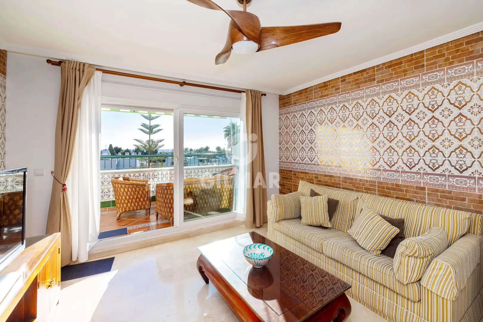 Sala d'estar de Apartament en venda en Marbella amb Calefacció, Traster i Piscina