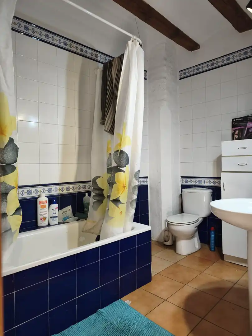 Bathroom of Houses for sale in Tortosa  with Air Conditioner and Terrace