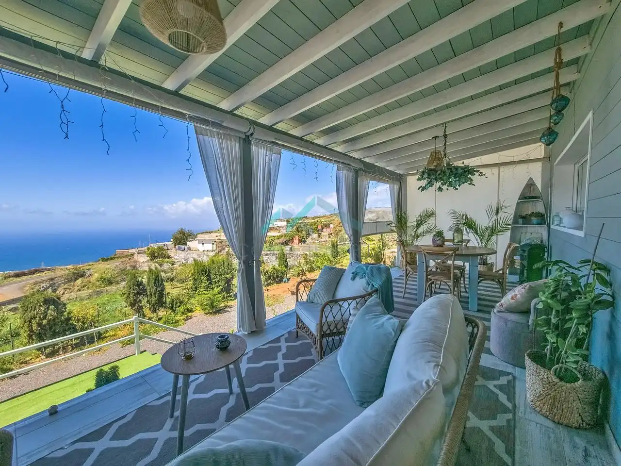 Terrace of Country homes for sale in Guía de Isora