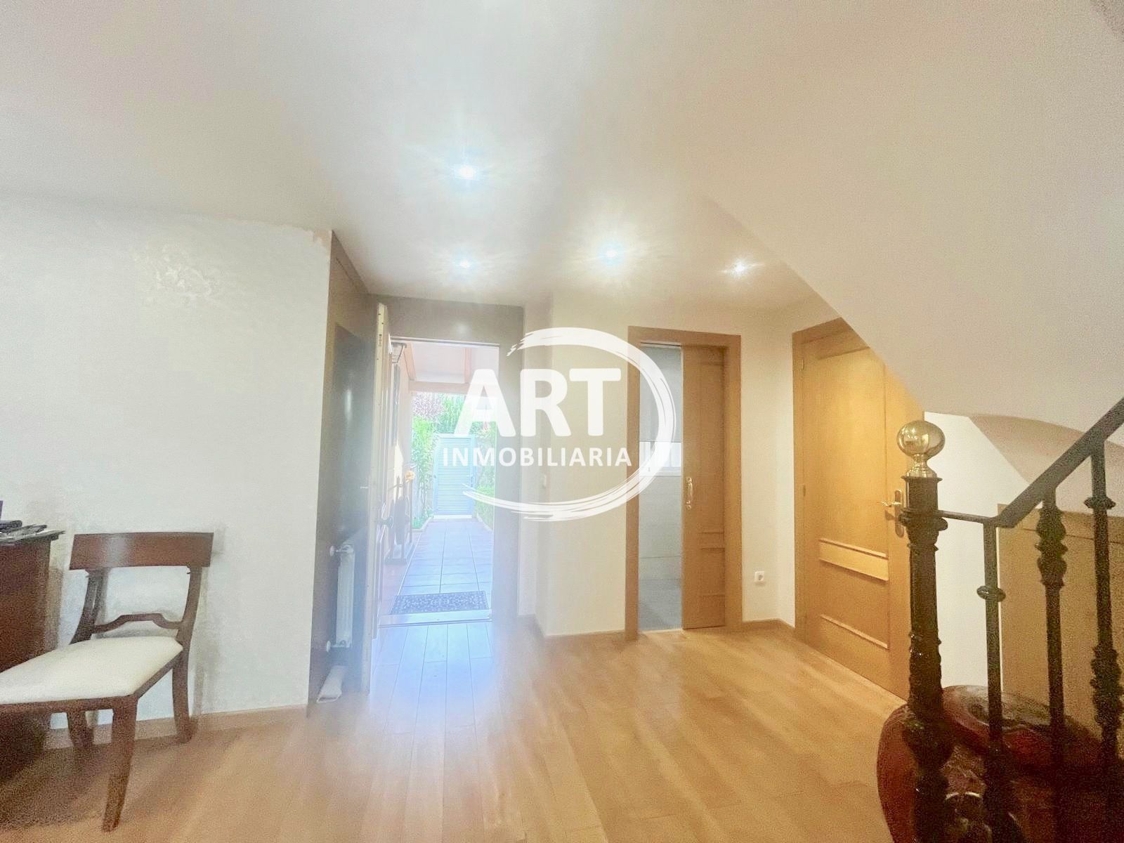 Jardí de Casa adosada en venda en Bétera amb Aire condicionat, Calefacció i Jardí privat