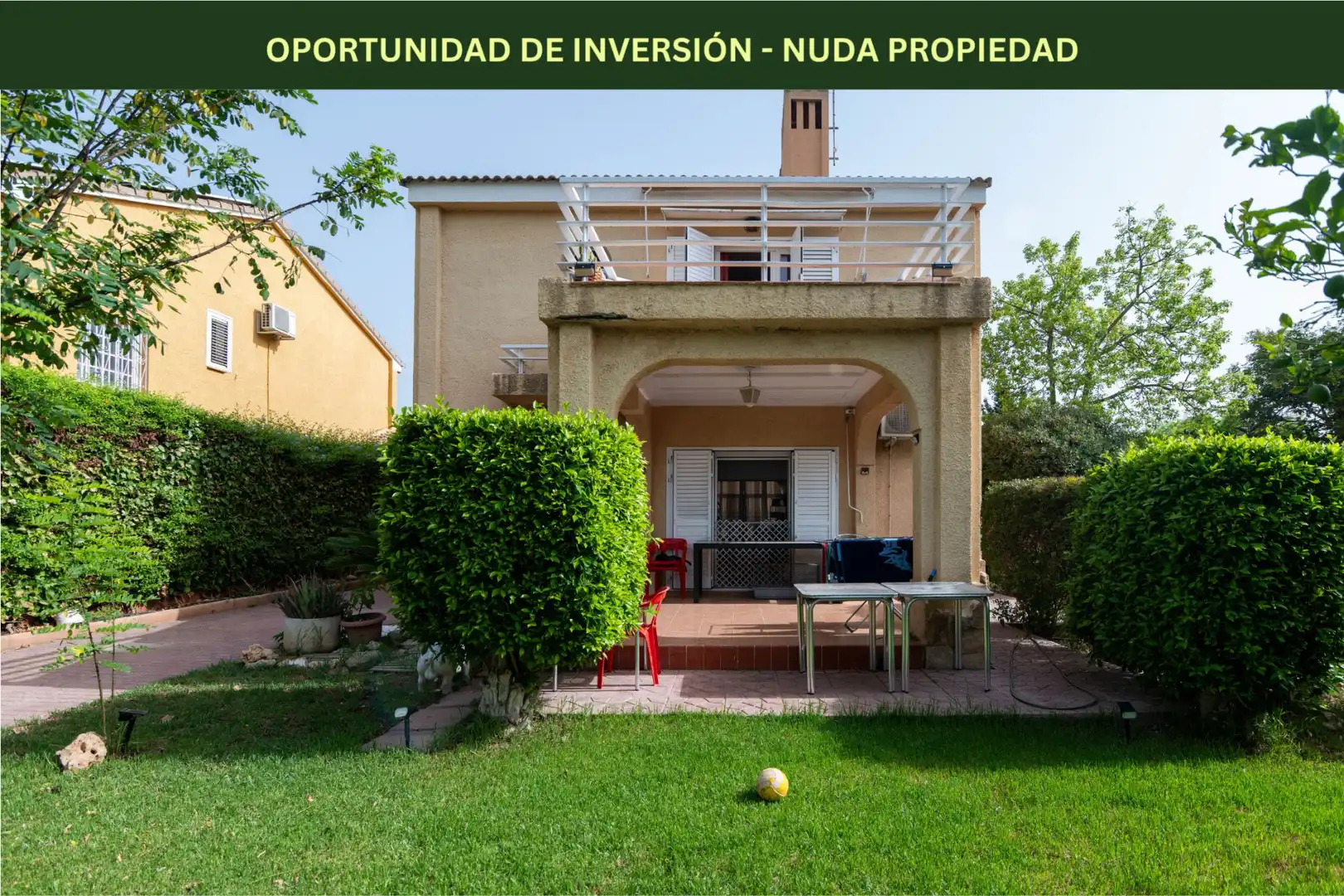 Chalet con terraza en venta en Carrer Perdiu