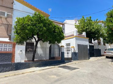 Maison mitoyenne avec balcon à vendre à Coca de la Piñera - El Carambolo