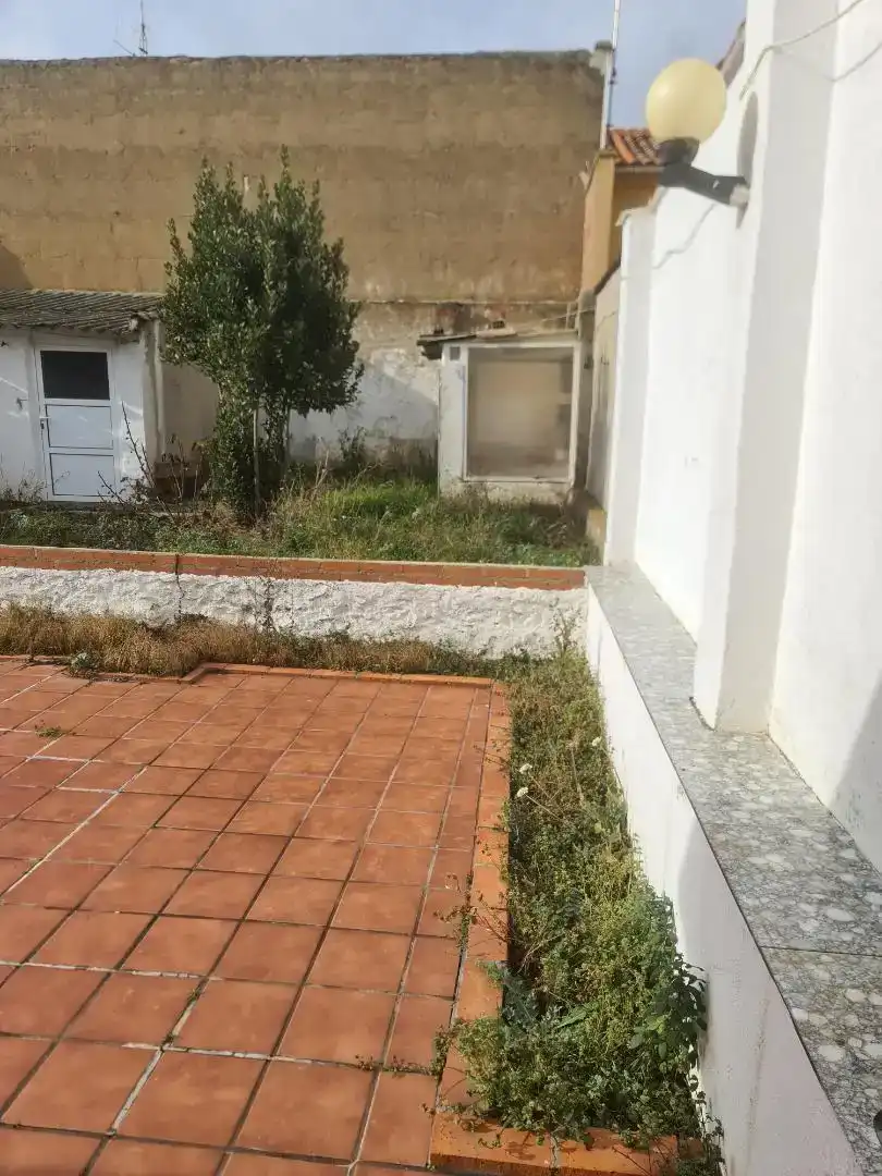 Casa adosada en venda en Sahagún