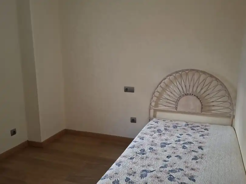 Flat for rent in Calle del Presbitero Pedro Ruiz de Valdivia, 4, La Zubia Ciudad