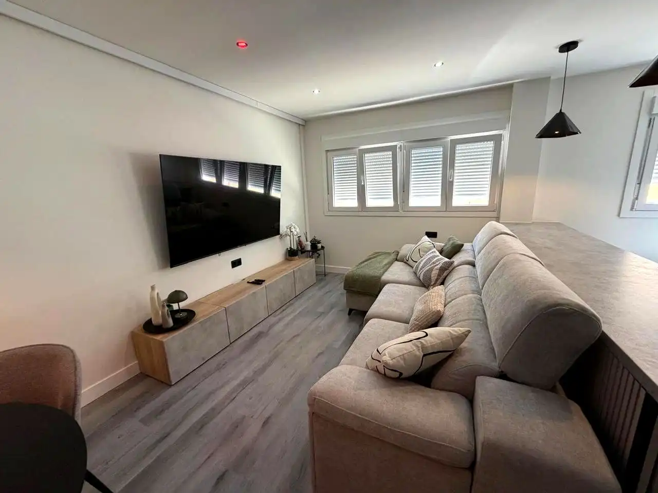 Living room of Flat for rent in San Bartolomé de Tirajana  with Furnished and Internet
