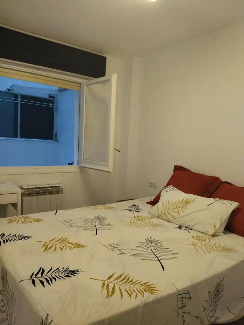 Habitación de Piso para compartir en Barcelona con Amueblado, Lavadora y TV