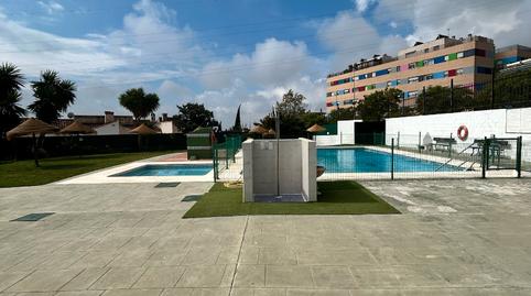 Foto 3 de Casa adosada en venda a Avenida Atabal, 11, Los Almendros - El Limonero - El Tomillar, Málaga