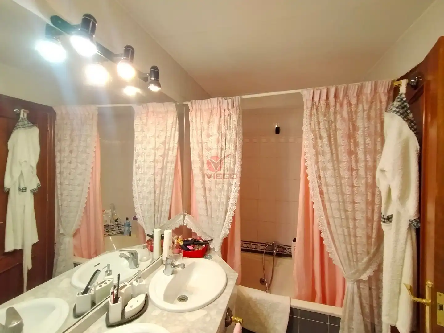 Baño de Casa o chalet en venta en Cuenca con Calefacción, Terraza y Trastero