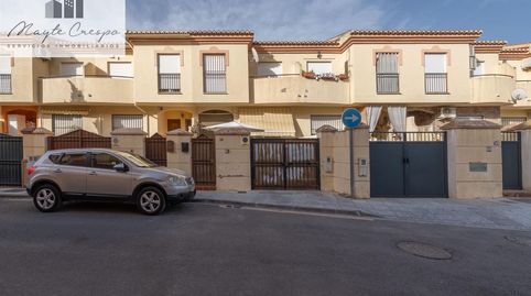 Foto 3 de Casa adosada en venta en Ogíjares, Granada