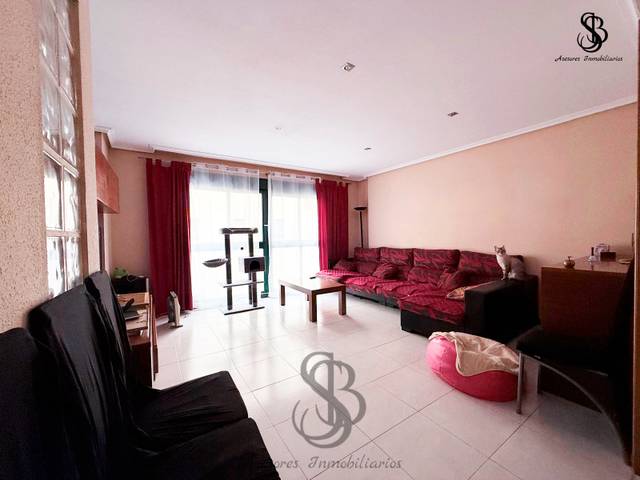 Piso en Venta en Carrer els Oms los Olmos en Centro