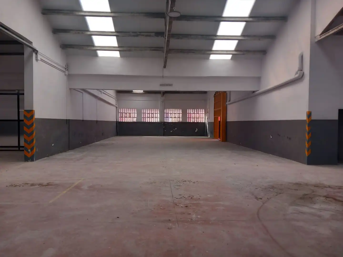 Industrial building for sale in Zona Industrial