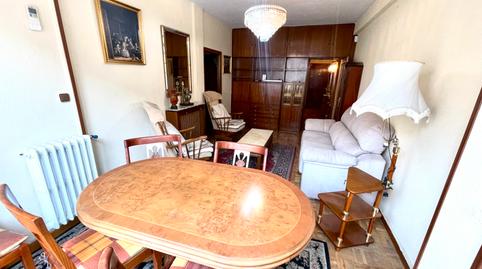 Foto 2 de Piso en venta en Calle Arroyo de la Elipa, Pueblo Nuevo,  Madrid Capital