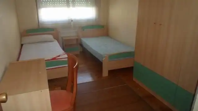 Habitación de Piso de alquiler en Santiago de Compostela  con Calefacción y Amueblado