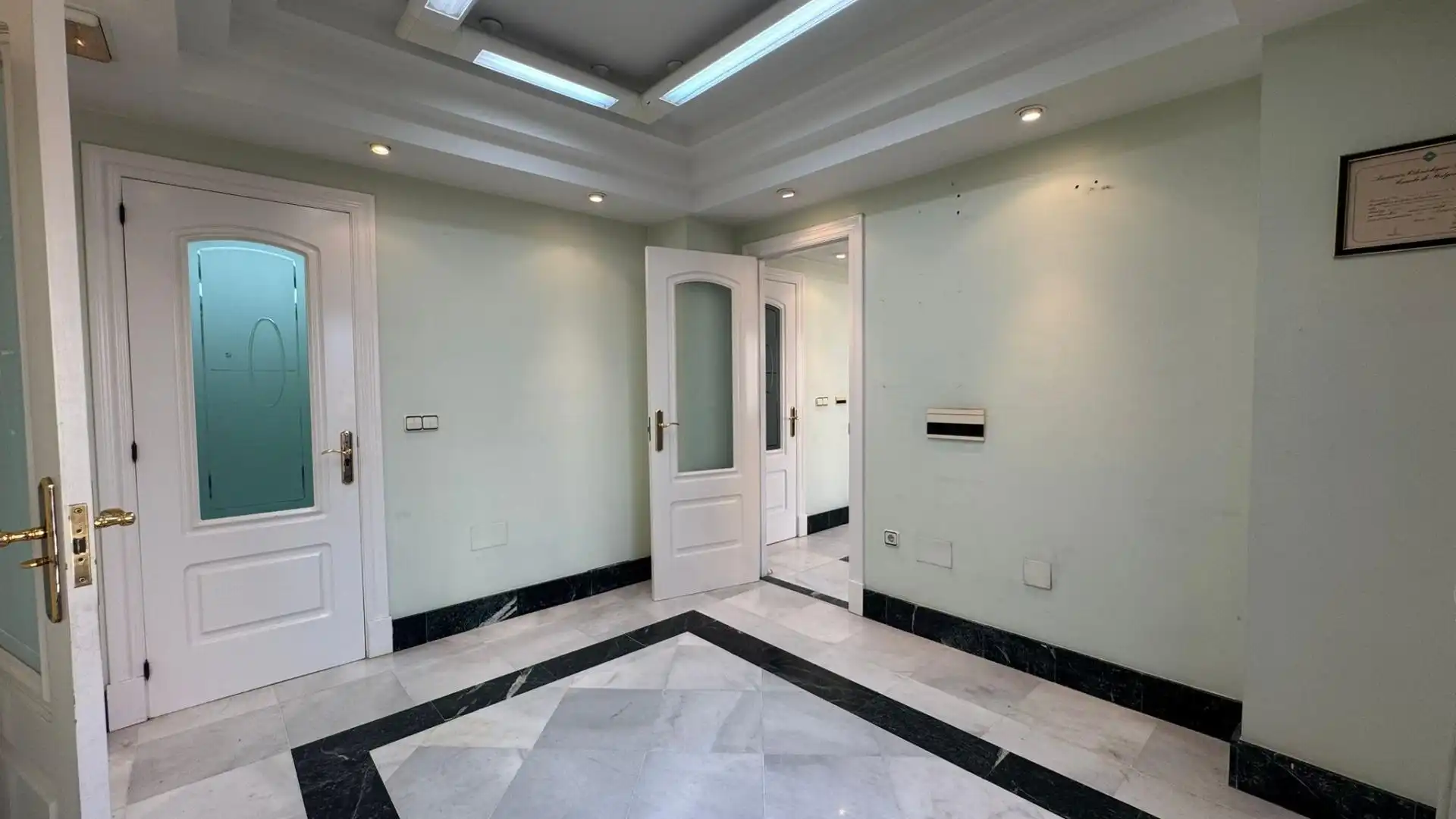Piso en venta en Almería con Balcón