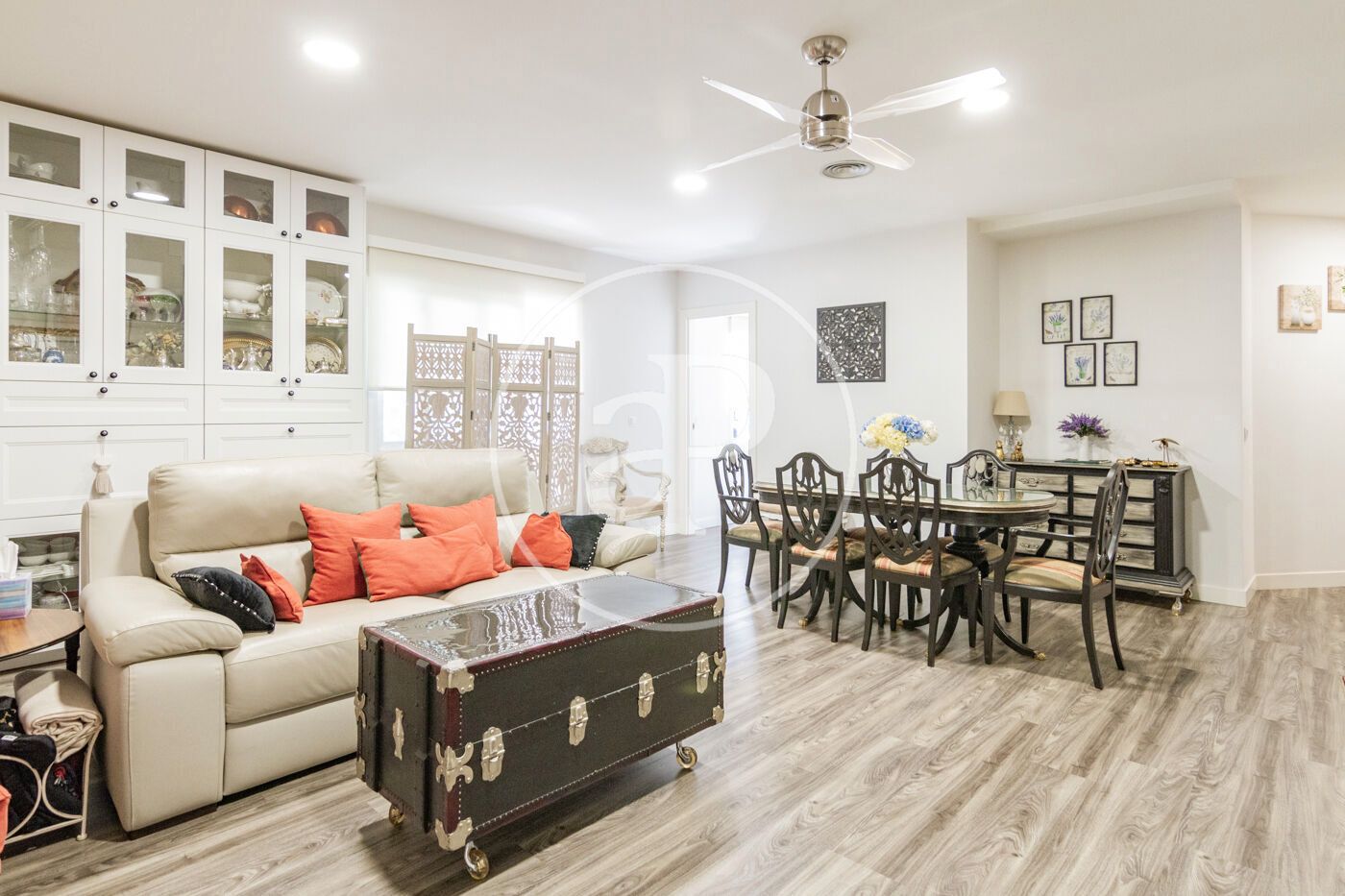Living room of Flat for sale in  Madrid Capital  with Air Conditioner and Heating