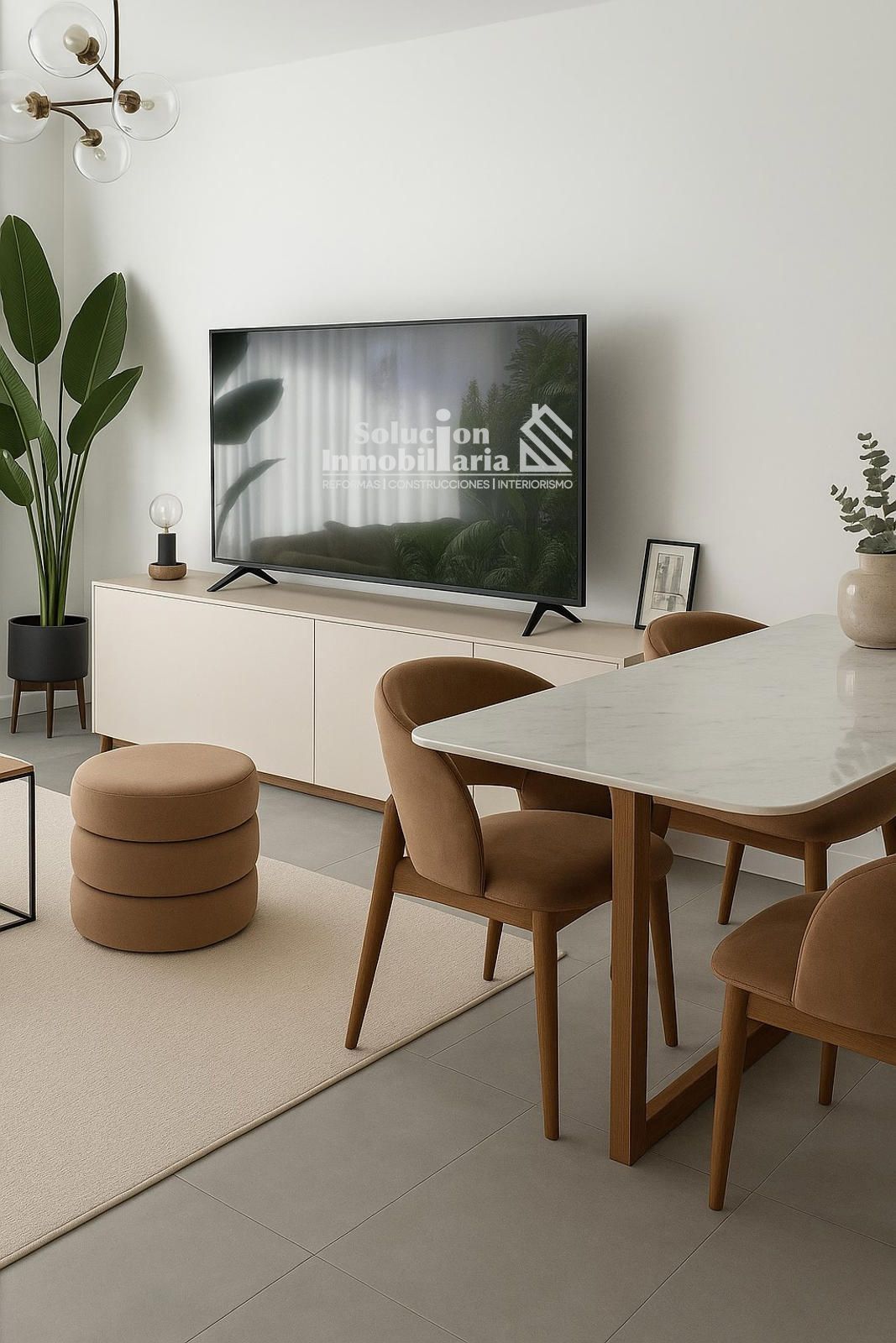 Sala d'estar de Apartament en venda en Salamanca Capital amb Calefacció