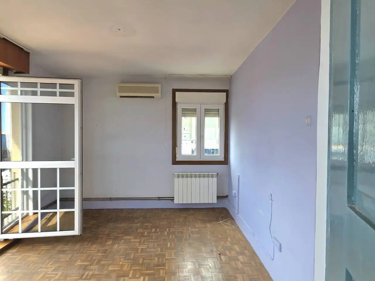 Habitación de Ático en venta en A Coruña Capital  con Calefacción, Terraza y Balcón